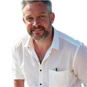 DELTA qualified, 20+ years experience teaching in the UK and abroad. My lessons are designed around the learners’ needs first